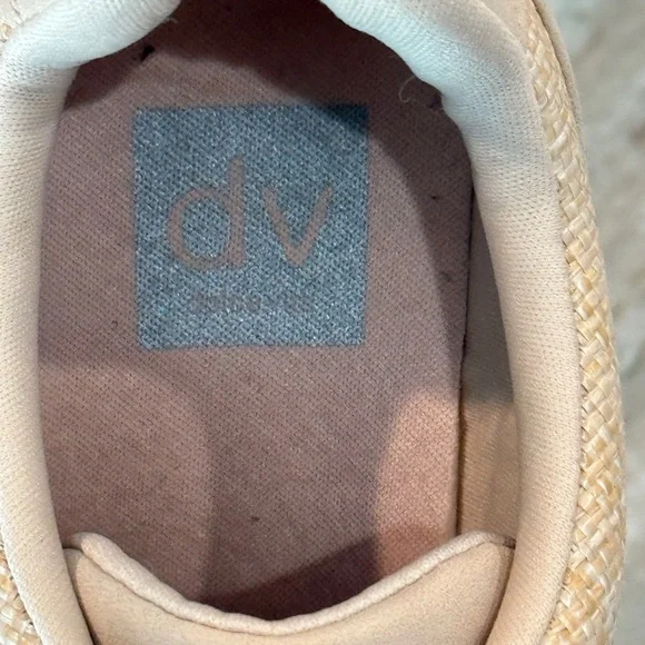 Women’s DOLCE VITA Breela tan raffia fashion sneakers- Size 7.5 - Picture 8 of 10